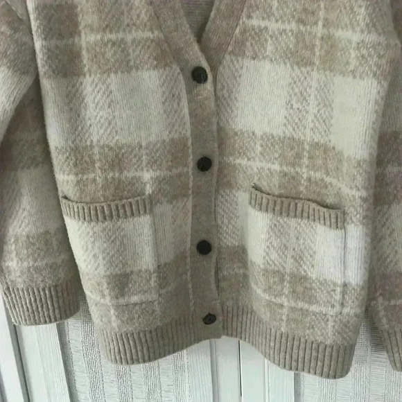 Rails Cardigan Runi Wool Camo Green Women's Sz M and L available MSRP $248 - Picture 7 of 8